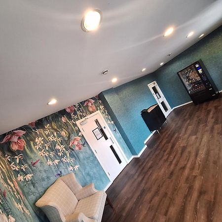 Stockwood Hotel - Luton Airport Extérieur photo
