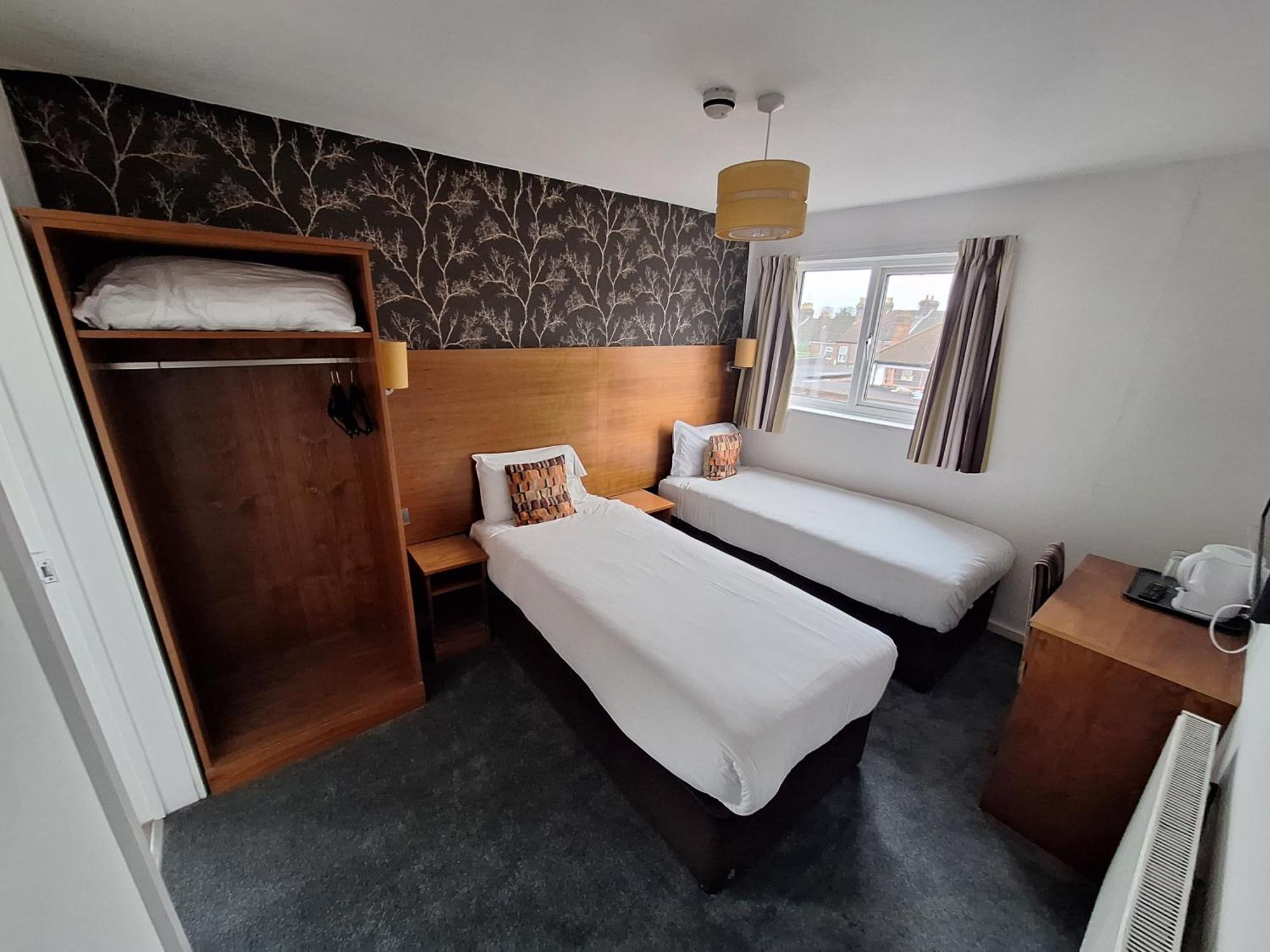 Stockwood Hotel - Luton Airport Extérieur photo